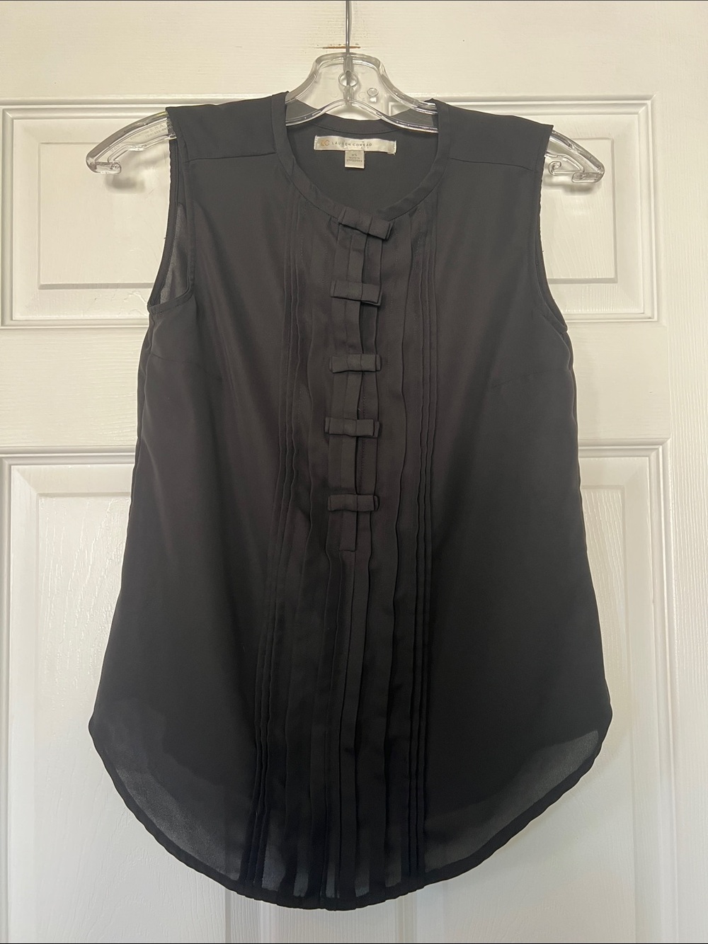 LC Lauren Conrad Black Sleeveless Pleated Front Camisole